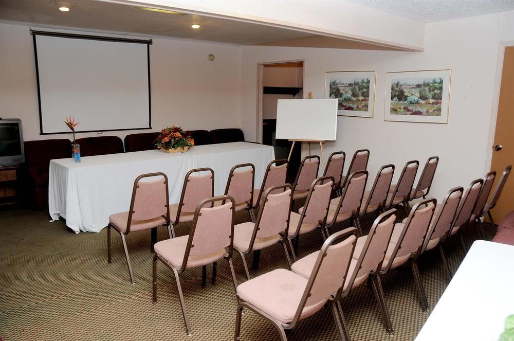 Economy Inn & Suites Denton Kültér fotó