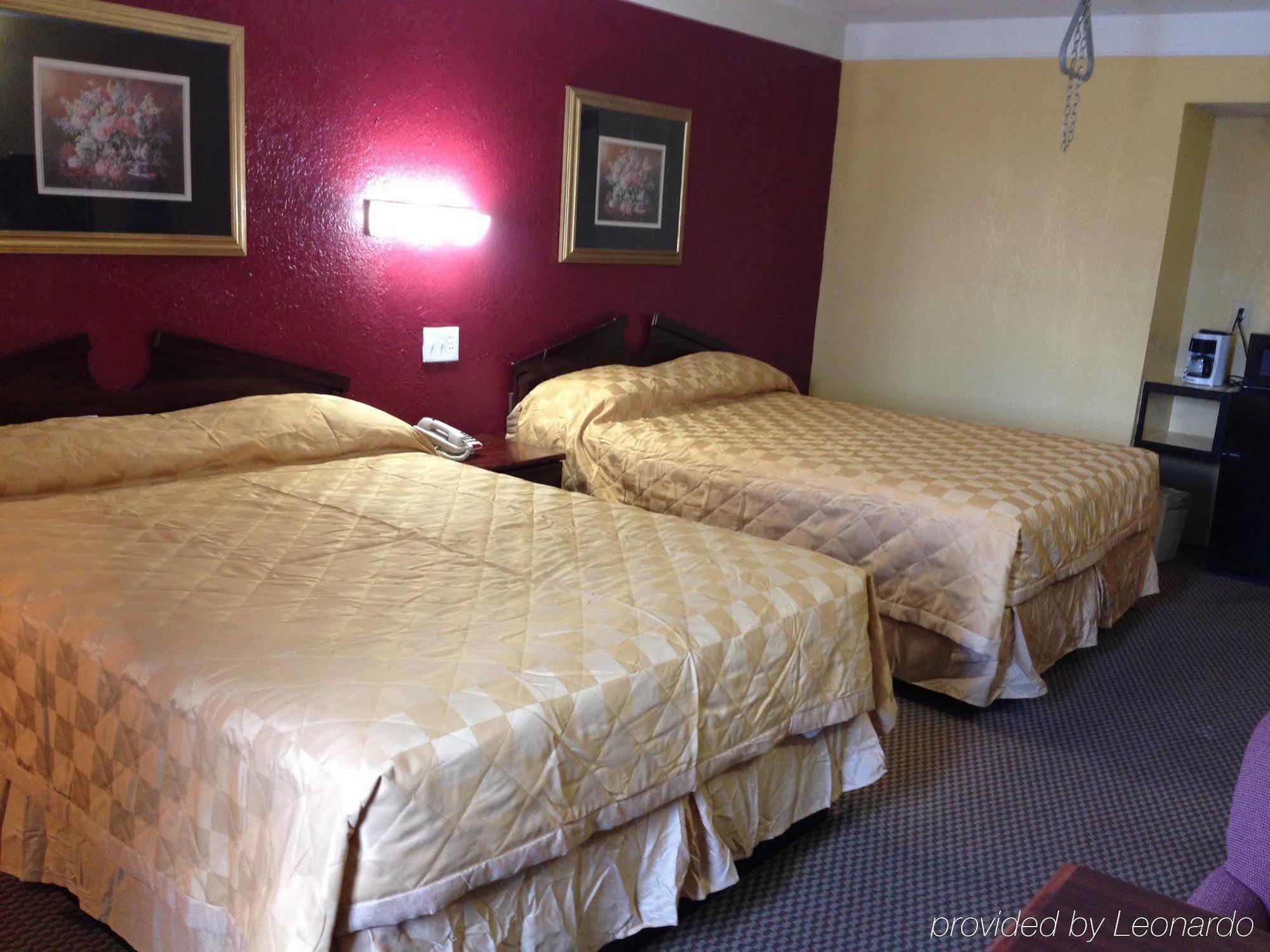Economy Inn & Suites Denton Kültér fotó